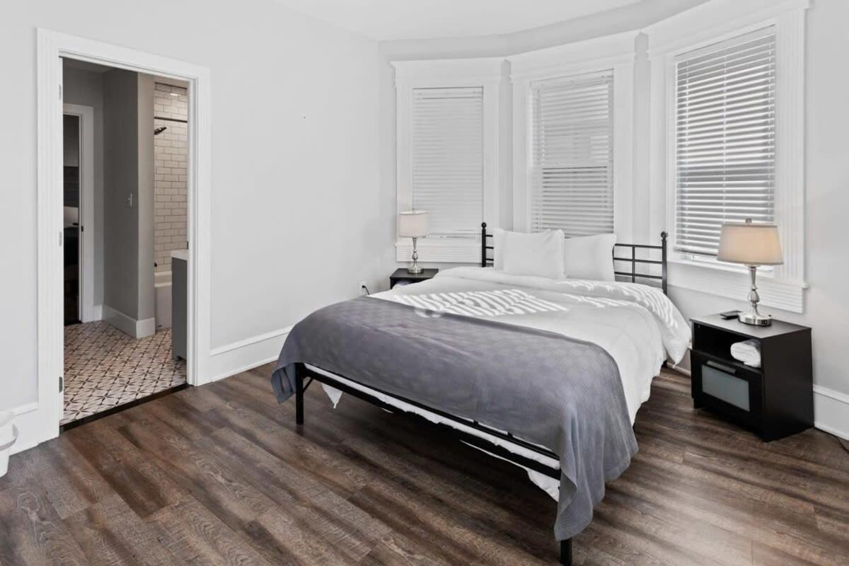 אטלנטיק סיטי Modern 4Br 2Ba Apt Steps To The Beach Open Living מראה חיצוני תמונה