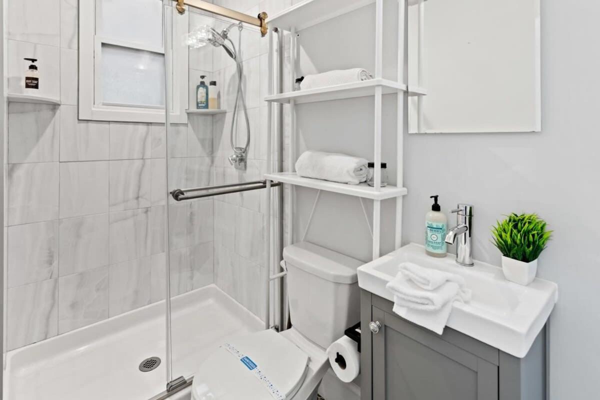 אטלנטיק סיטי Modern 4Br 2Ba Apt Steps To The Beach Open Living מראה חיצוני תמונה