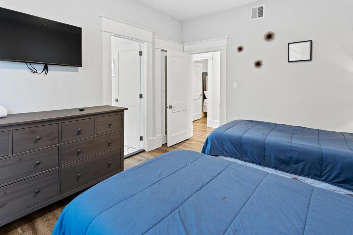 אטלנטיק סיטי Modern 4Br 2Ba Apt Steps To The Beach Open Living מראה חיצוני תמונה